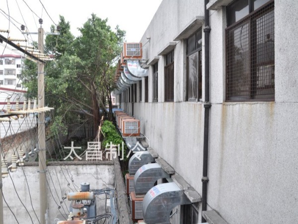 炎炎夏日，潤(rùn)東方環(huán)保空調(diào)為你送清涼！